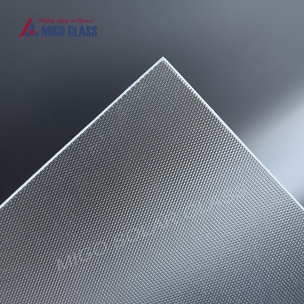 Vidrio solar endurecido